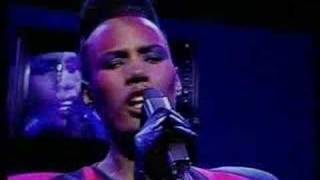 Grace Jones-Living My Life, live on Switch, 1983