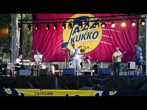 Jazzkukko Jazz Guitar Competition 2021 Winner Johannes Granroth on Stage with "PEELA"