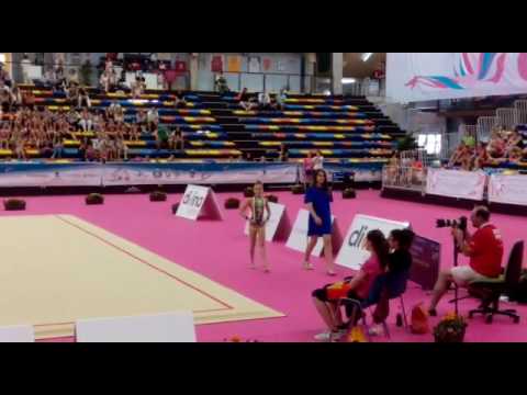 Lucía Gonzalez Relinque Club Benidorm finales cuerda 4* Absoluto Alevín