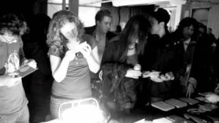 Craig Cardiff - Mistletoe - Human