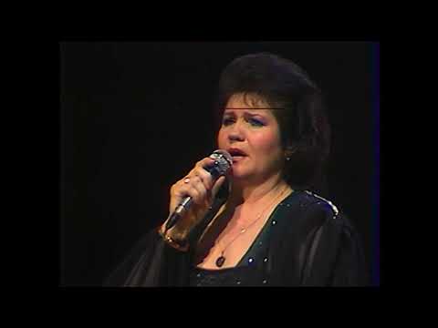 Nora Bumbiere – "Mēmā dziesma / Tava balss" (1.vieta Mikrofona aptaujā 1976. g.)