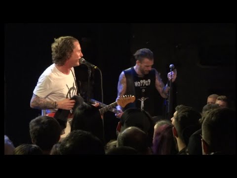 Corey Taylor live covers (Motorhead, Metallica, AC/DC, Nirvana, GnR)