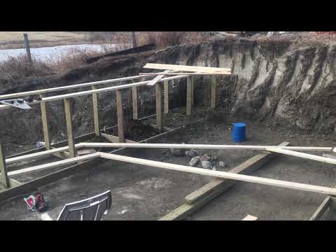 Day 6 - DIY Passive solar greenhouse build