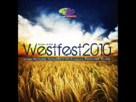 Dougal and gammer and kevin energy @ Westfest 2010 - Pendulum of bass