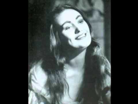 Joan Sutherland's early Elvira (Son vergin vezzosa)