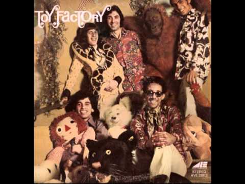 No Rhyme To Orange (1970) - Toy Factory
