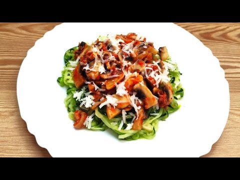 La receta de CALABACÍN más fácil y rápida- Espaguetis de calabacín con champiñones en 10 minutos
