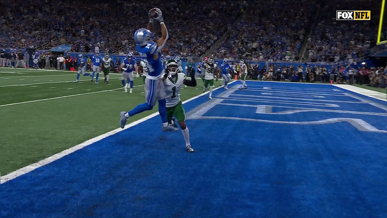 Goff and Amon-Ra look so smooth on TD connection