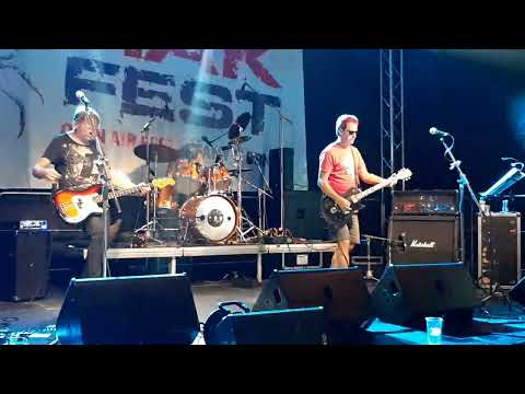 ZNOUZECTNOST - Vrať se zpátky / Píseň neznámého generála