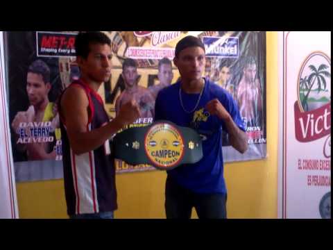 Cristofer Rosales y Alexander Taylor.