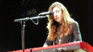 Goddess Eyes (live) by Julia Holter @ Botanique Brussels 13/11/2013
