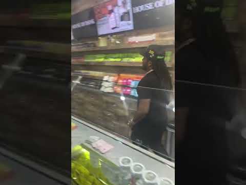 Icewear Vezzo takes over another dispensary #ICEPACKS