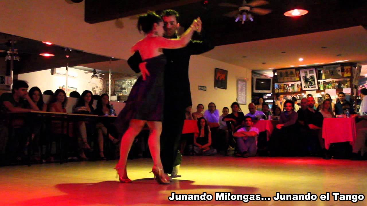 JOSE HALFON Y VIRGINIA CUTILLO EN MILONGA10 "Bajo un cielo de estrellas" (vals)