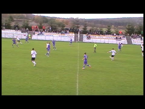 Wierna Małogoszcz - Wisła Sandomierz 2:0. Skrót meczu, bramki. 27.10.2013