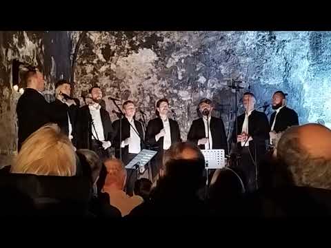 Klapa BOŠKET  Trag u beskraju