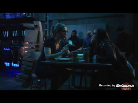 Arrow 5x18 scene