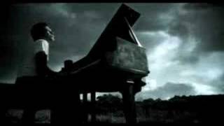 Ferras - Hollywood&#39;s not America - Magnificent song