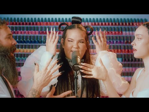 NETTA - I Love My Nails (Official Live Video)