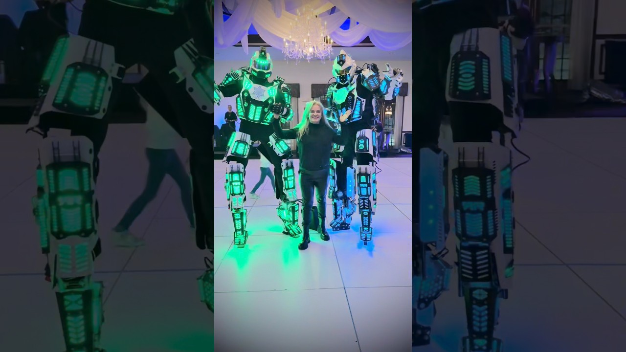 Promotional video thumbnail 26 for Mega Robot