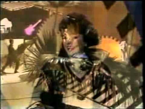 MIHAELA RUNCEANU - MEMORY (Colaj).avi