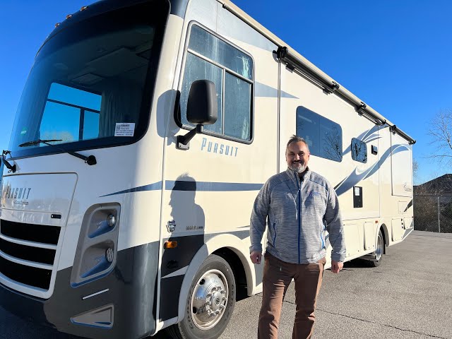 Preview image of 2020 Coachmen Pursuit 32WC (17U221470) youtube video