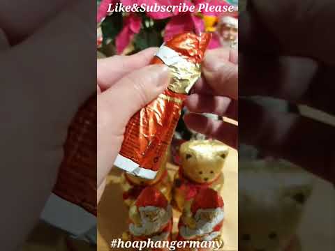 Lindt/ Lindt Santa Chocolate/ Asmr Delicious Opening Eating Yummy Satisfying