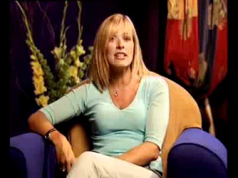 BBC Changing Rooms  Trust Me I'mer Part 1   YouTubeparte1