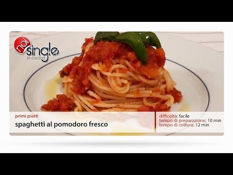 Spaghetti al pomodoro fresco