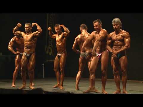 WFF Worlds 2010 - Men Performance Over 35 Posedown