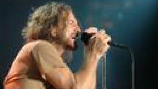 Pearl jam Hold On Video