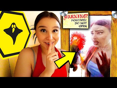 Echte ANNABELLE im Zimmer von Schwester versteckt ! 😂 (Sorry Egg) - Celina