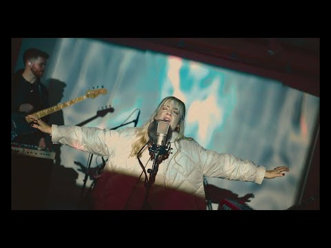 Leah McFall - Outside the Lines (Live)