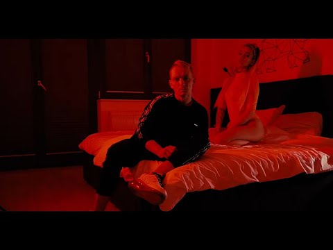 Kondziu WAP - "Tarantino" (prod. Frost Matty)