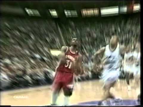 Jason Terry posterizes John Starks!!!