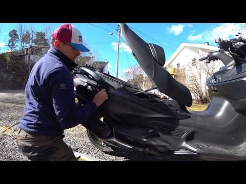 Suzuki Burgman 650 pannier holder for side cases Givi PL3104 Part 1