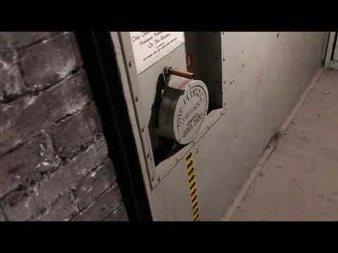 ANTIQUE hand-operated Otis winding-drum freight Elevator 40 – The Highline – Pittsburgh, PA