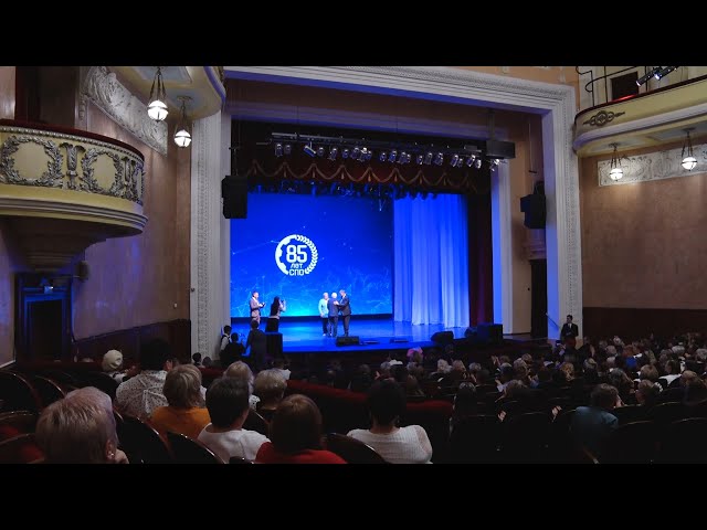 Педагогов и наставников системы среднего специального образования Ангарска поздравили с 85-летним юбилеем отрасли