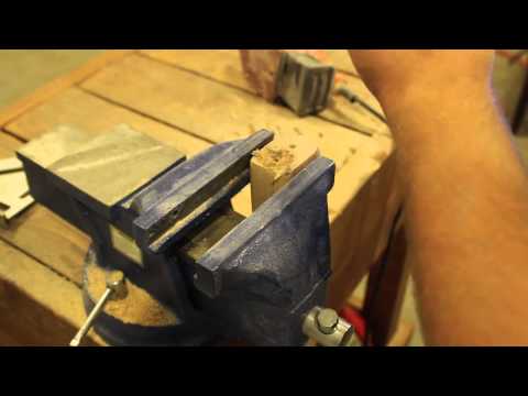 How To Make A Bow Weapon - How Do I Make A Bow String Holder?