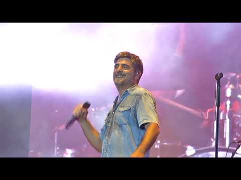 Steve Aoki y Estopa la 'lían’ en el Lava Live