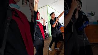 Download lagu Karaoke rasa konser ya? | Cover Lagu Charly 'Rasa Yang Tertinggal' #shorts mp3