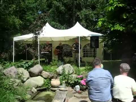 Marlieses Gårdcafe Orø d. 5. juni 2011