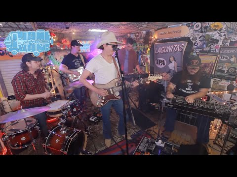 MIKE & THE MOONPIES - "Might Be Wrong" (Live at JITV HQ in Los Angeles, CA 2018) #JAMINTHEVAN