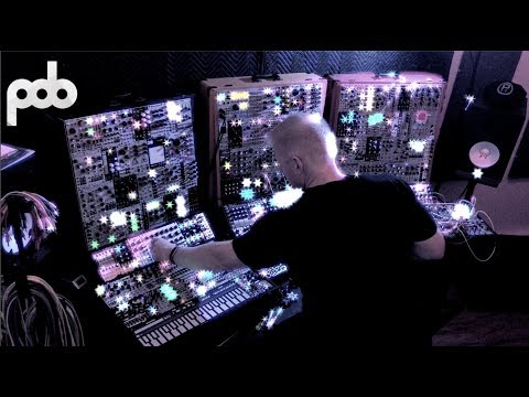 Looming - drone modular synth patch from scratch performance