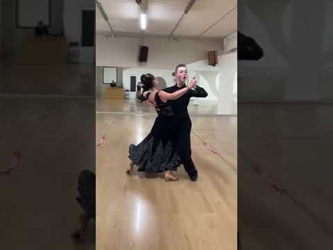 BIAGINI Letizia 3^ C  A. F. M. - Ballo