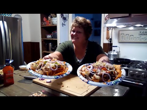 Dinner In under 30 Minutes | Black Bean Taco Salad | Stress Free Cooking