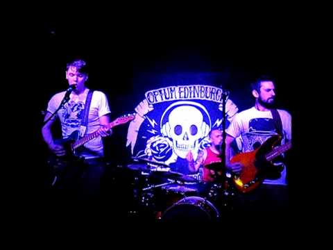 THE SPARROWHAWK ORKESTREL, Opium, Edinburgh, March 2014, 'NEVER TRUST A LION'