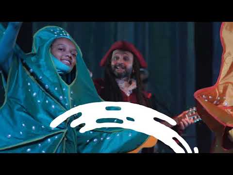 Peça Teatral - Tubarão Martelo e os Habitantes do Fundo do Mar