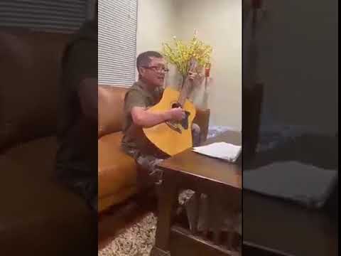Thể hiện bởi Lê Quang Ngọc