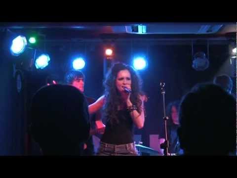 Running Away - Hannah Dorman (Live at The Boileroom - Guildford)