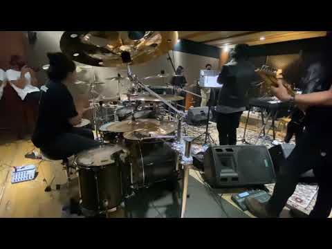 DeadSquad x Isyana Sarasvati | Manufaktur Replika Baptis | Rehearsals